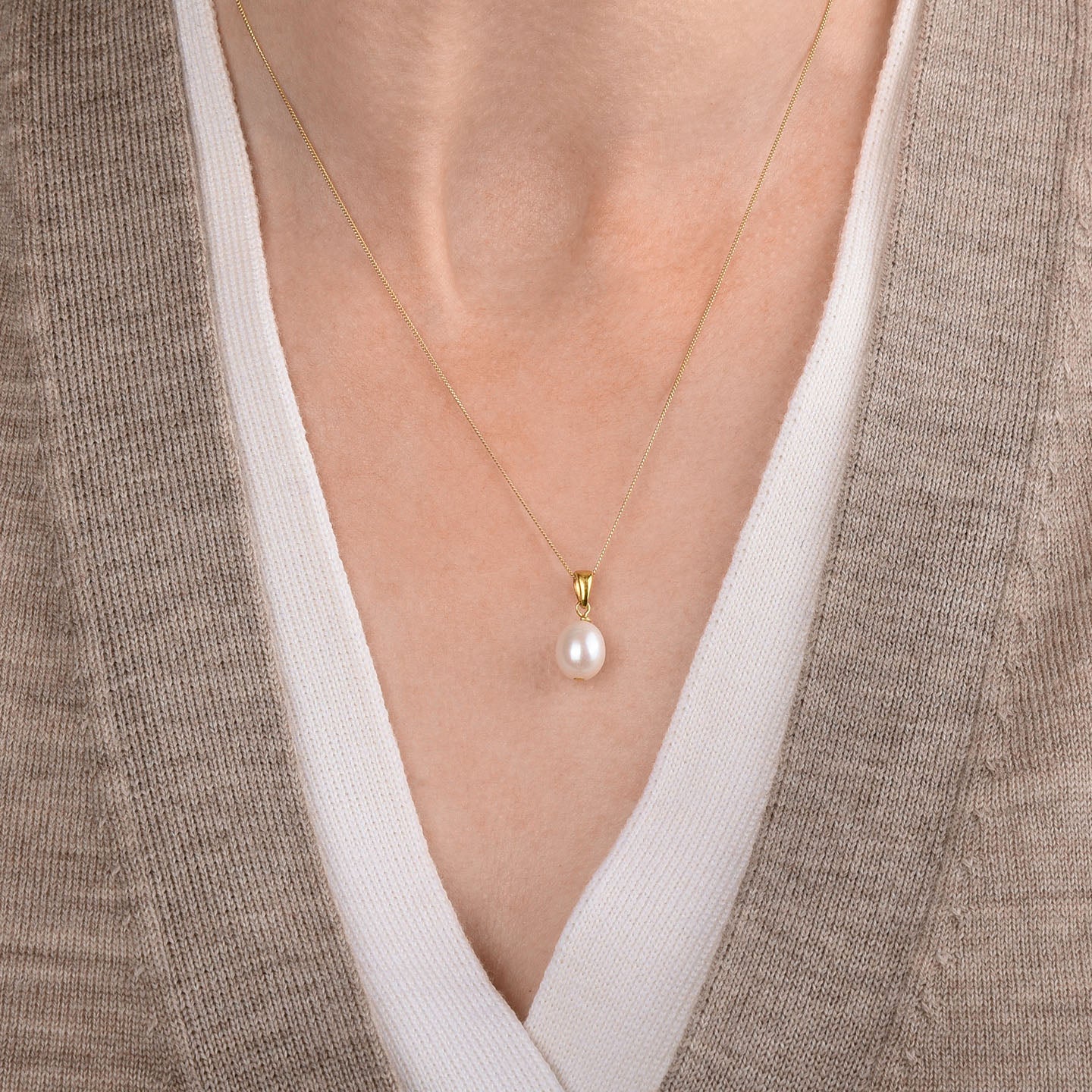 Ellen Mini Pearl Drop Necklace